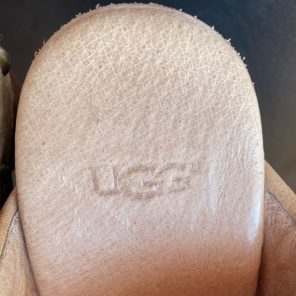 UGG Australia Natalee Tan Leather Wedge Wood Heel Clogs Mules Size 8 - Picture 10 of 12